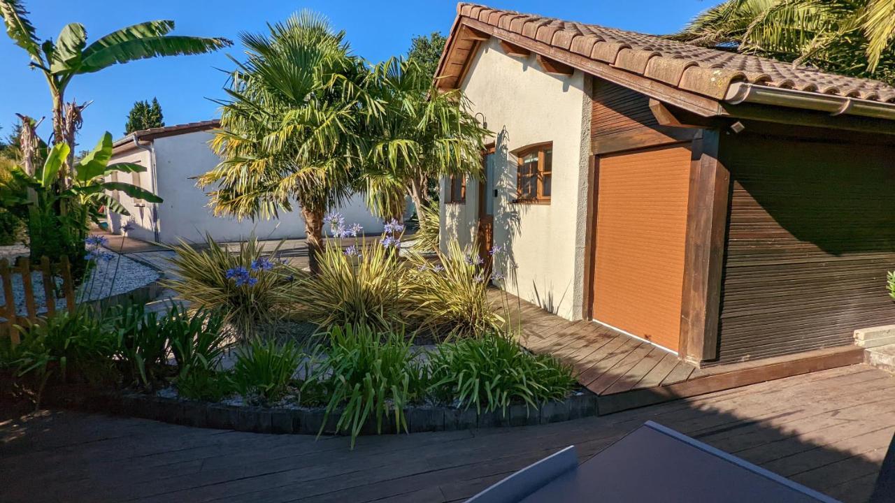 Guest House Au Milieu Des Palmiers Saint-Martin-de-Seignanx Exterior photo